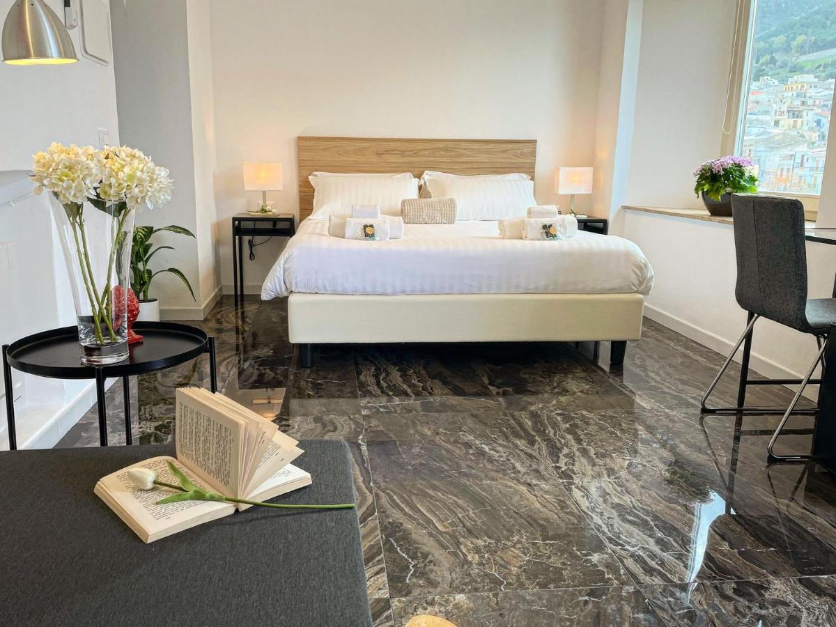Suite Altamarea "Sea View Studios" Castellammare del Golfo Ngoại thất bức ảnh