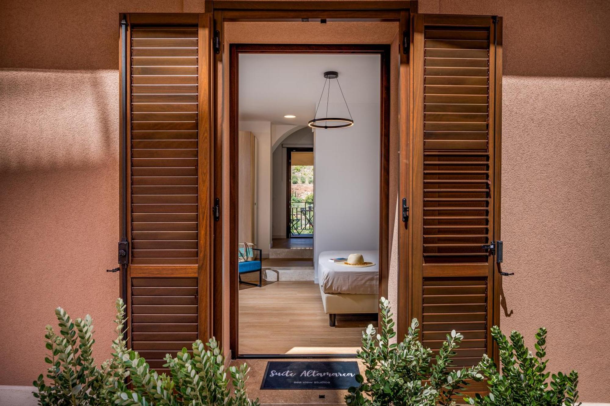 Suite Altamarea "Sea View Studios" Castellammare del Golfo Ngoại thất bức ảnh