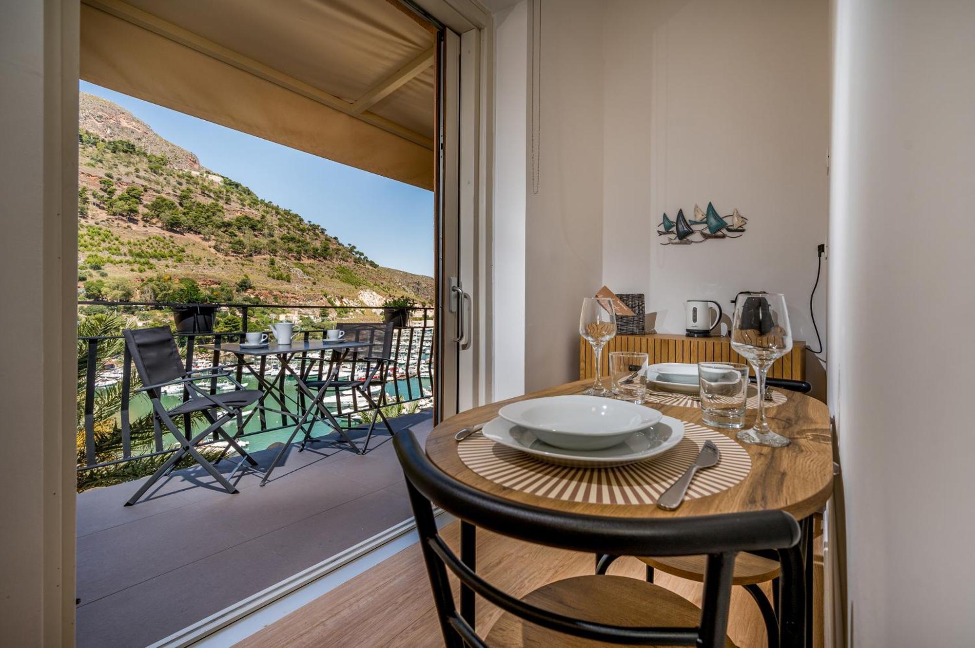Suite Altamarea "Sea View Studios" Castellammare del Golfo Ngoại thất bức ảnh