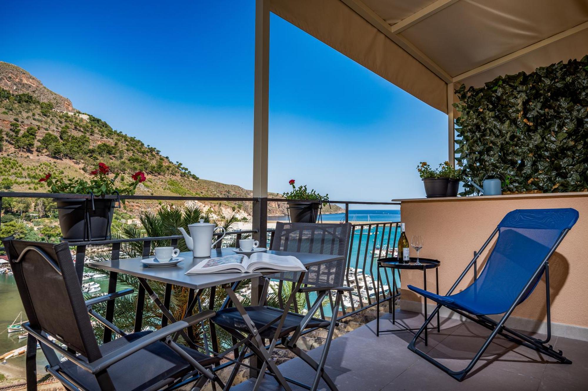 Suite Altamarea "Sea View Studios" Castellammare del Golfo Ngoại thất bức ảnh
